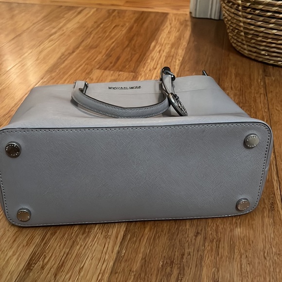 Great EUC Michael Kors purse - Picture 4 of 10